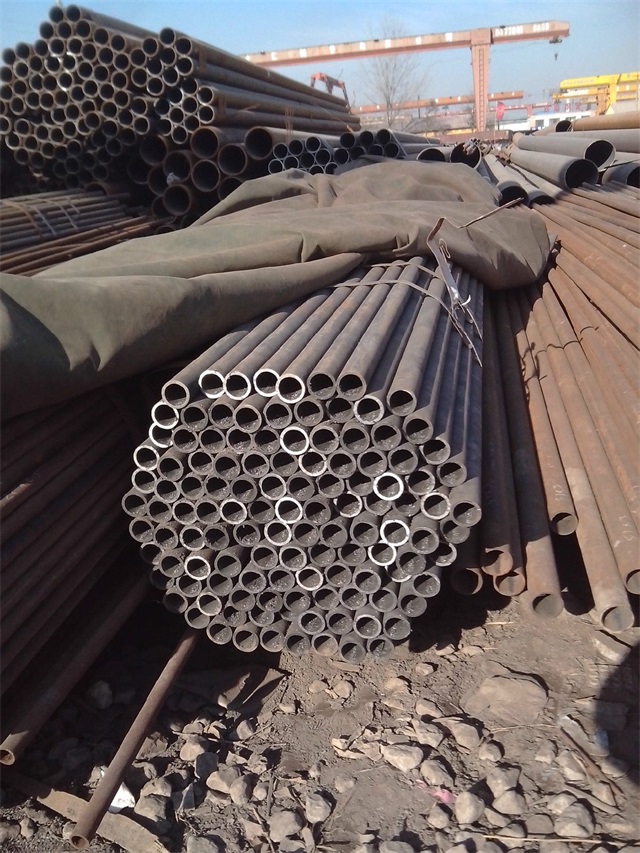 海西小口径无缝钢管