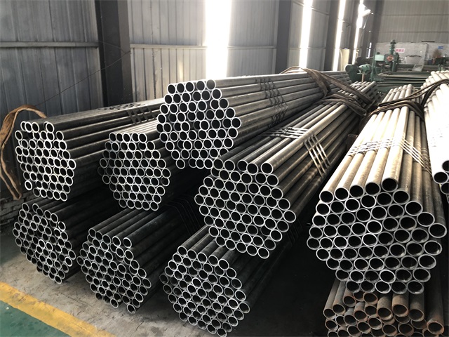 海西小口径厚壁无缝钢管