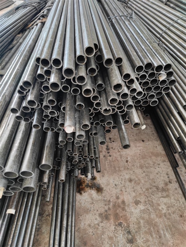 海西精密光亮无缝钢管厂